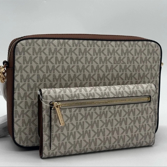 Michael Kors Large EW Crossbody Bag & Large Trifold Wallet Brown | BUNDLE DEAL - Picture 8 of 13